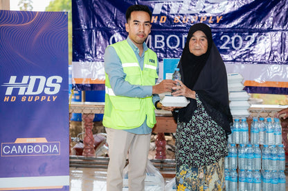 Food Pack Distribution for 3 pax (Cambodia)